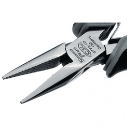 T3772D 120, Needle nose pliers 130 mm, C.K Tools (Carl Kammerling brand)