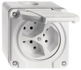 87303.NAP.61, Tripple Socket Outlet 87 x 87 x 68 mm 10 A White, Feller CH
